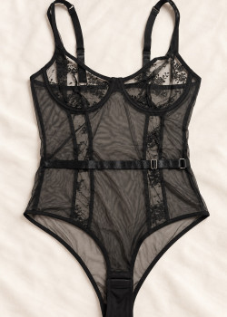 Body String Choker