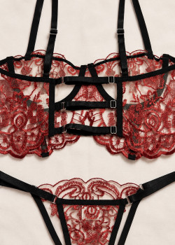 Bralette Set με String από Δαντέλα