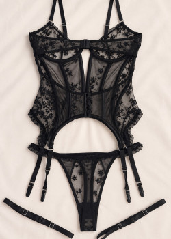 Σετ Bustier με String