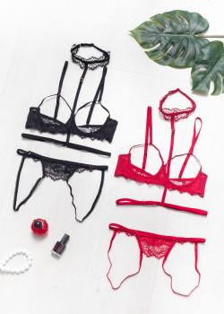 CupLess Bralette Σετ με Choker στο Λαιμό