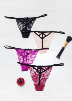 String Δαντέλα με Κορδονάκια Λεπτομέρειες